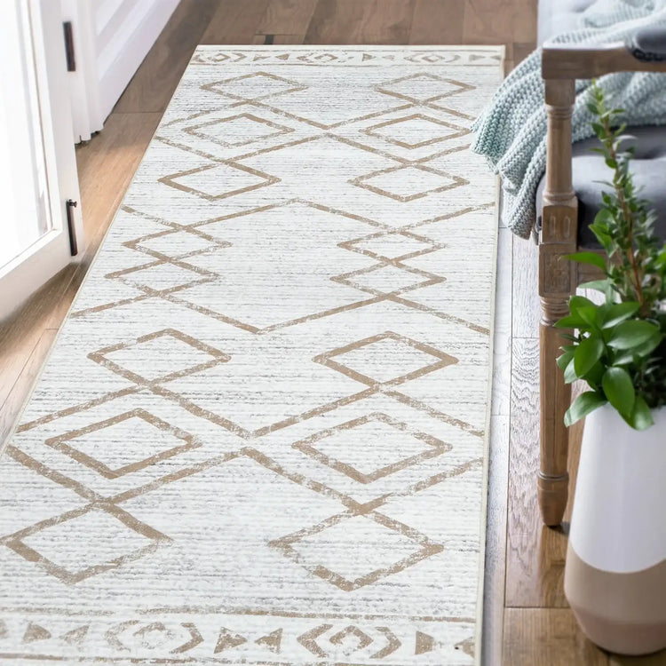 Distressed Diamond Rug - Jinchan Home