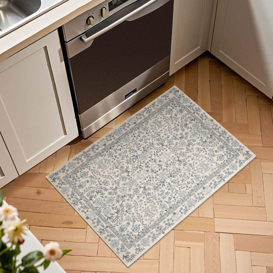 Hand-Painted Vintage Foliage & Floral Area Rug - Jinchan Home