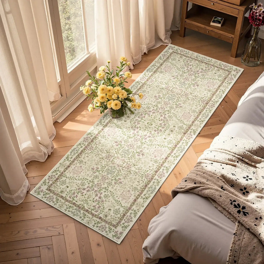 Hand-Painted Vintage Foliage & Floral Area Rug - Jinchan Home