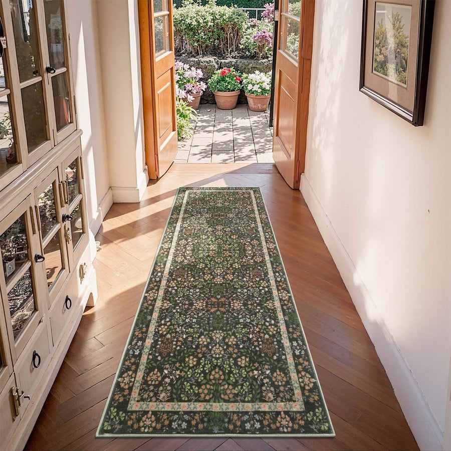 Hand-Painted Vintage Foliage & Floral Area Rug - Jinchan Home