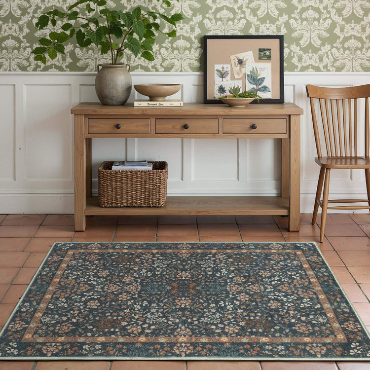 Hand-Painted Vintage Foliage & Floral Area Rug - Jinchan Home