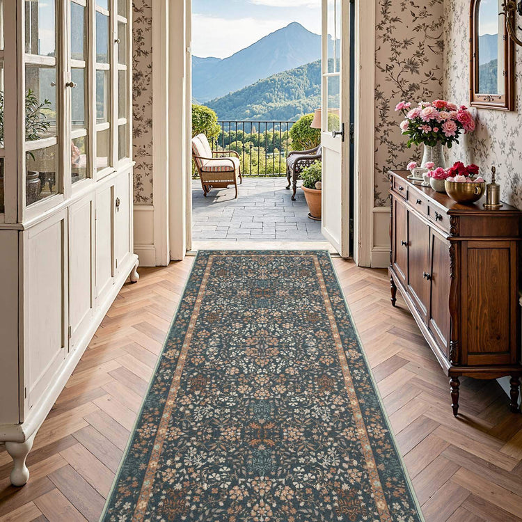 Hand-Painted Vintage Foliage & Floral Area Rug - Jinchan Home