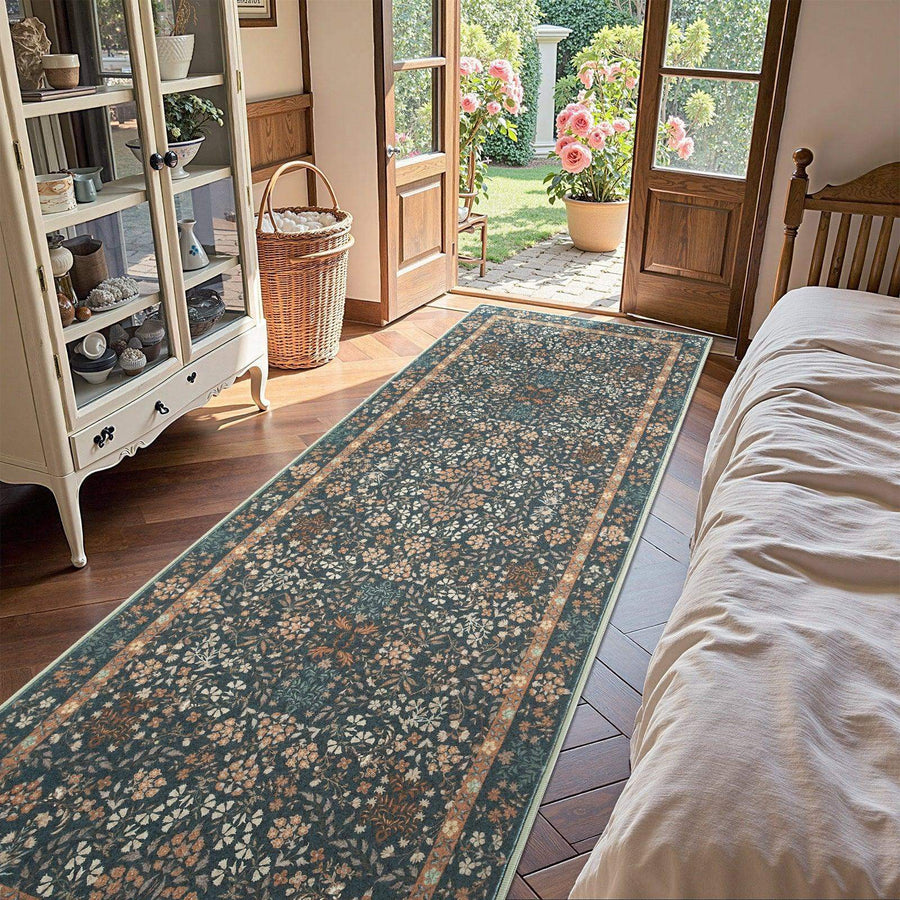 Hand-Painted Vintage Foliage & Floral Area Rug - Jinchan Home