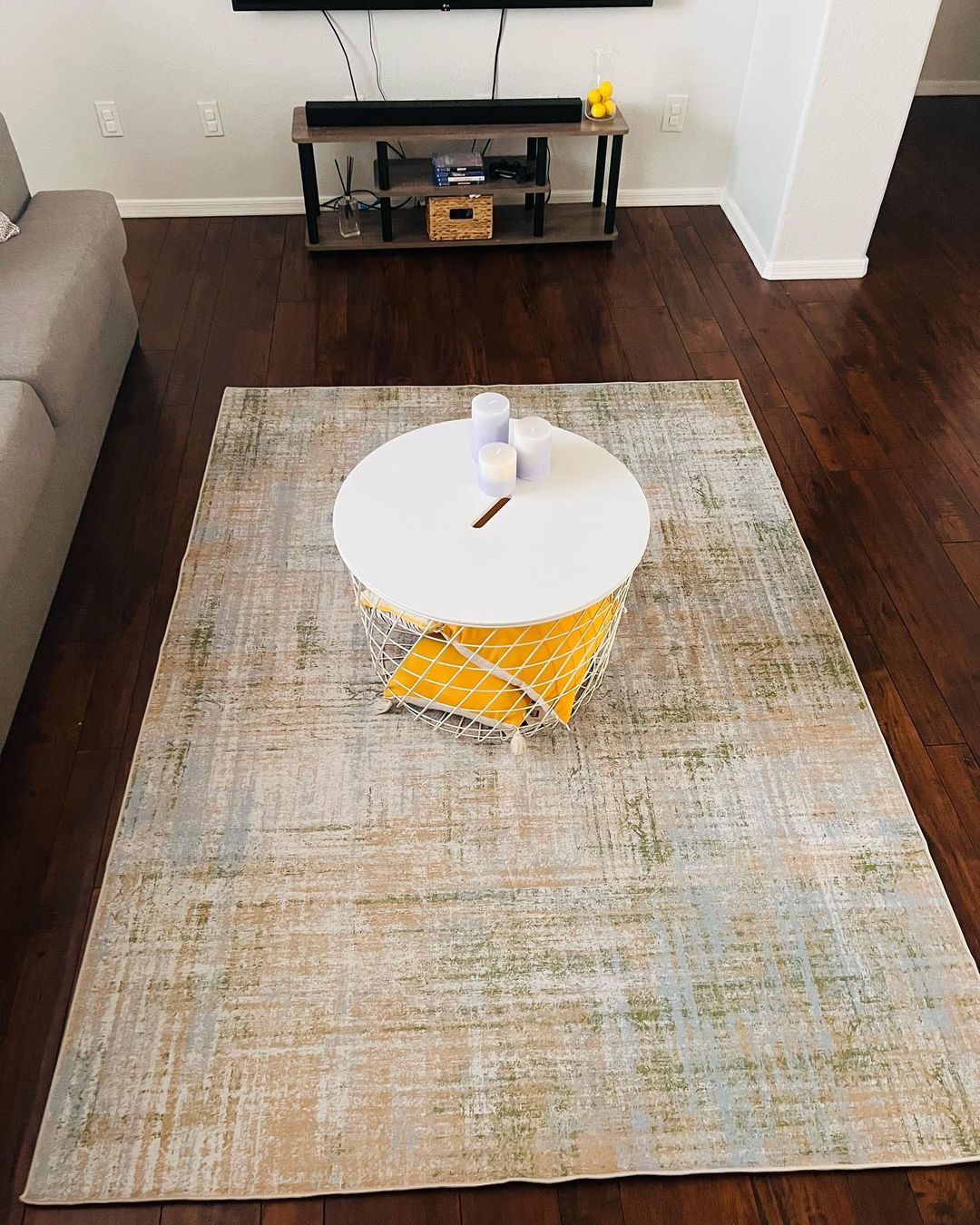 Customer styled Jinchan rug in modern home