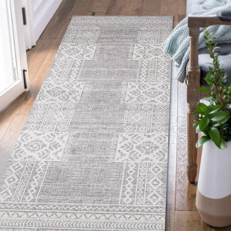 Berber Geometric Totem Rug - Jinchan Home