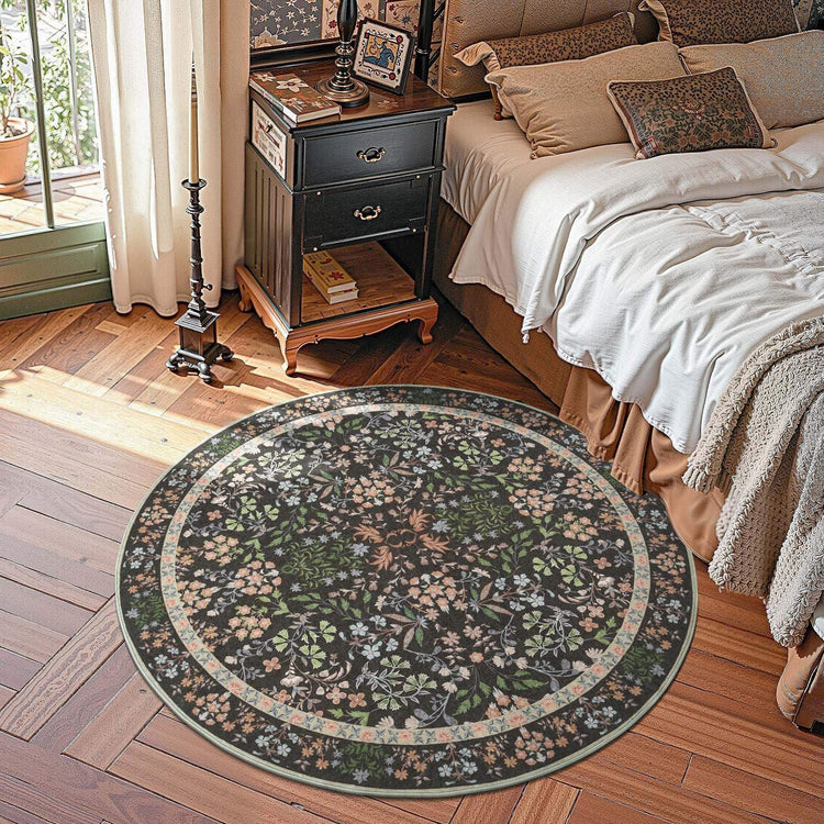 Hand-Painted Vintage Foliage & Floral Area Rug - Jinchan Home