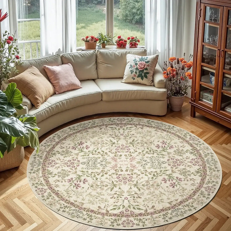 Hand-Painted Vintage Foliage & Floral Area Rug - Jinchan Home
