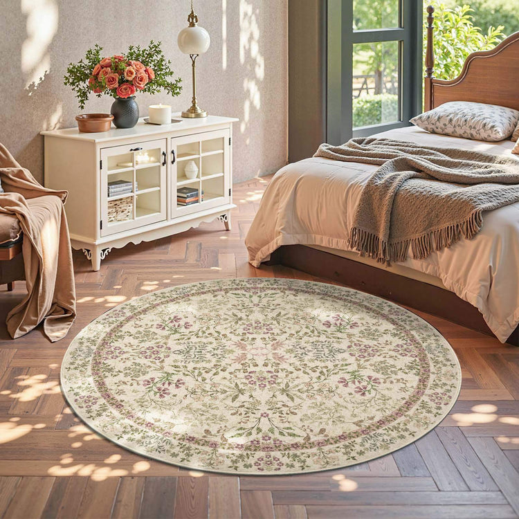 Hand-Painted Vintage Foliage & Floral Area Rug - Jinchan Home
