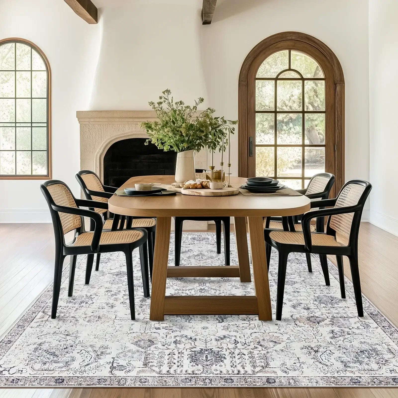 Vintage Floral Bug Rug - Botanical Insect Design | Jinchan Home